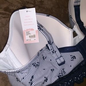 Lane Bryant Intimates & Sleepwear - NWOT Lane Bryant Cacique T-shirt bra Navy/White46C Lane Bryant Intimates & Sleepwear - NWOT Lane Bryant Cacique T-shirt bra Navy/White46C